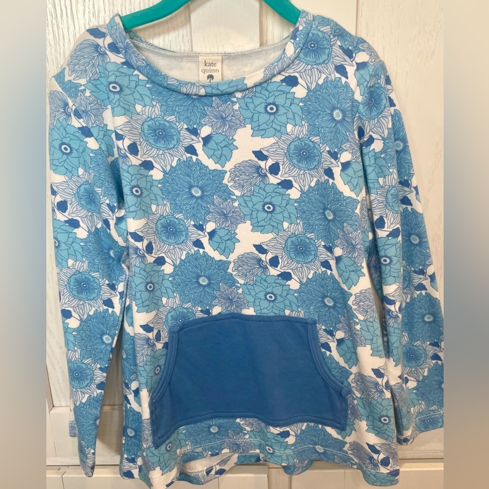 Kate Quinn printed long sleeve top with pockets